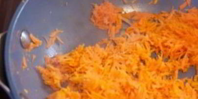 омлет с сырой морковью