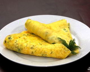 Омлет со сметаной и сыром