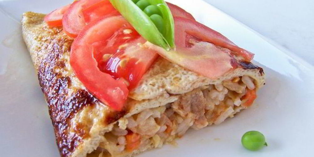 Рецепт омурайсу — японский омлет c рисом и курицей