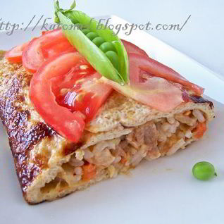 Омурайсу — японский омлет c рисом и курицей