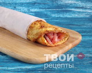 Сырный омлет с ветчиной