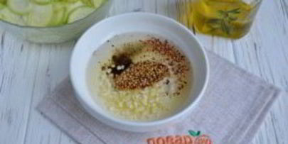 острая закуска из кабачков