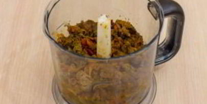 паштет из куриной печени с паприкой и яйцами