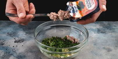 помидоры, фаршированные печенью трески и яйцами