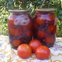 Рецепт Помидоры с виноградом и сладким перцем