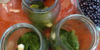 помидоры с виноградом и сладким перцем