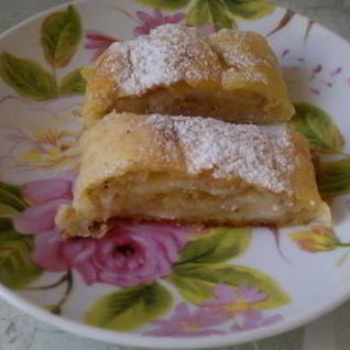 Фруктовый рулет из творожного теста