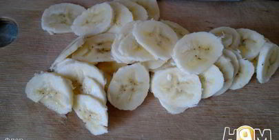 фруктовый рулет из творожного теста