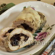 Рецепт Куриный рулет с черносливом
