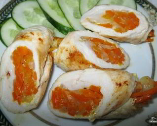 Куриный рулет с овощами