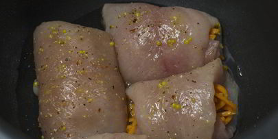 куриные рулетики в мультиварке