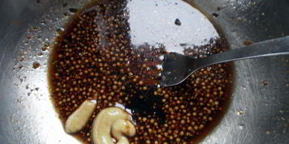 куриные рулеты с творогом в беконе