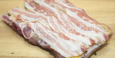 мясной рулет с беконом