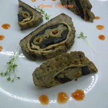 Рецепт Мясной рулет с черносливом