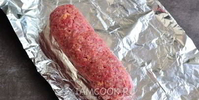 мясной рулет с яйцом в духовке