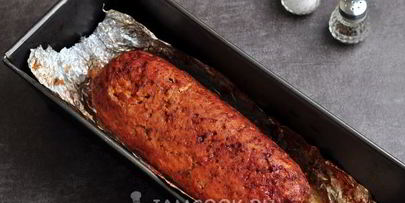 мясной рулет с яйцом в духовке