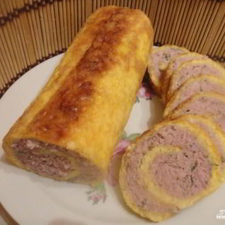 Мясной рулет в сырной оболочке