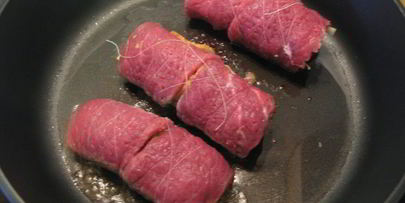 мясные рулетики из говядины