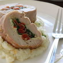 Рецепт Праздничный рулет из свинины с начинкой