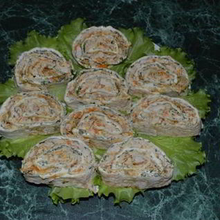 Рулет из лаваша с куриной грудкой