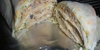 рулет из лаваша с курочкой и грибочками