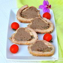 Рецепт Рулет мясной с печеночным паштетом