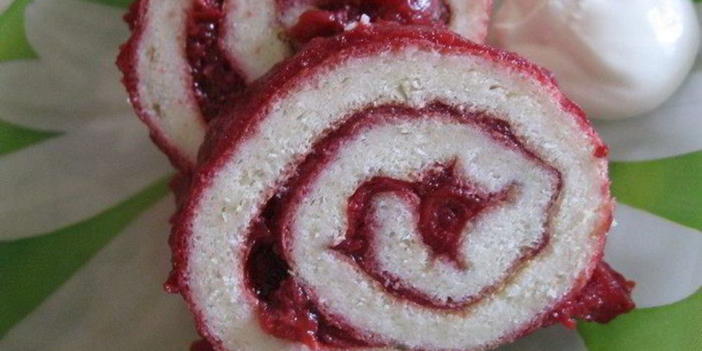 Рецепт рулет на белках с вишней