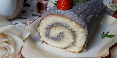 рулет с черемухой и рикоттой