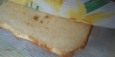 рулет с черемухой и рикоттой