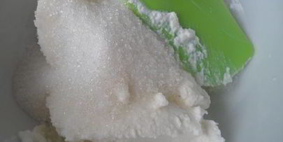 рулет с черемухой и рикоттой