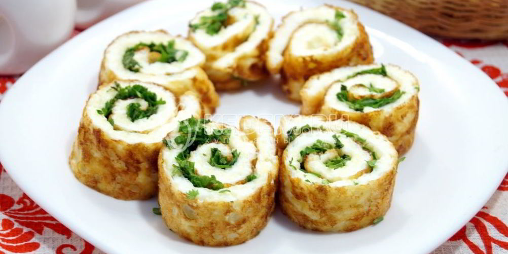 Рецепт рулет с сыром и зеленью