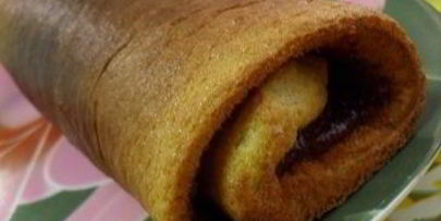 рулет в шоколадной глазури