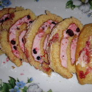 Рулет Зимняя Ягодка