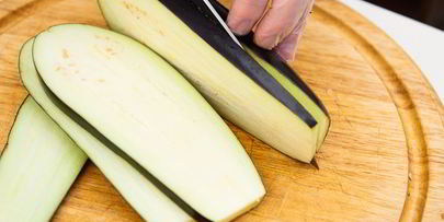 рулетики из баклажанов со шпинатом