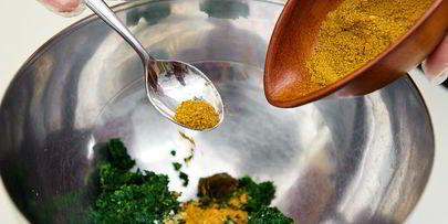 рулетики из баклажанов со шпинатом