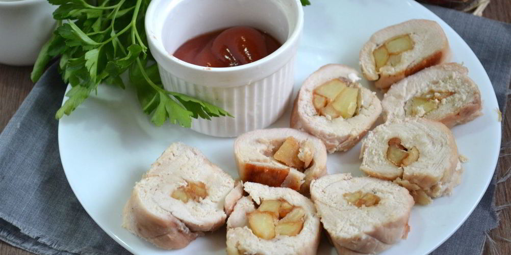 Рецепт рулетики из индейки с начинкой в духовке