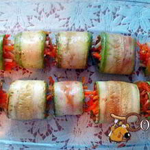 Рецепт Рулетики из кабачков с морковно-сырной начинкой