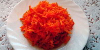 рулетики из кабачков с морковно-сырной начинкой