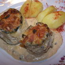 Рецепт Рулетики из кабачков в сливочном соусе