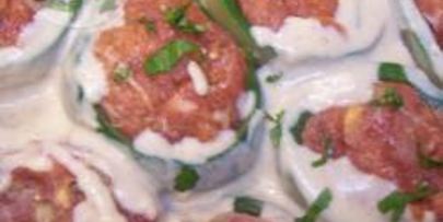 рулетики из кабачков в сливочном соусе