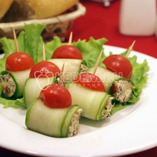 Рулетики из огурцов с начинкой