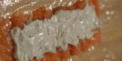 рулетики из семги с творожной начинкой