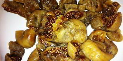 рулетики из свинины с инжиром и миндалем