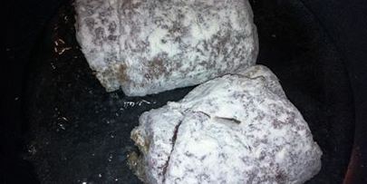 рулетики из свинины с инжиром и миндалем