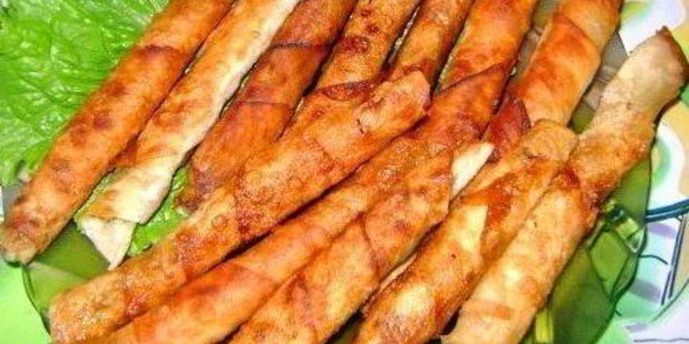 Рецепт рулетики из тонкого лаваша с мясной начинкой