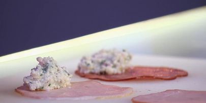 рулетики из ветчины