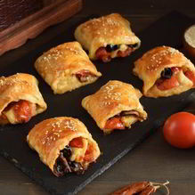 Рецепт Рулетики с томатами и грибами