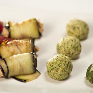 Рулеты из баклажанов