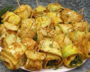 Рулеты Тещин язык из кабачка