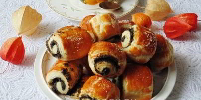 слоеные рулетики с маком